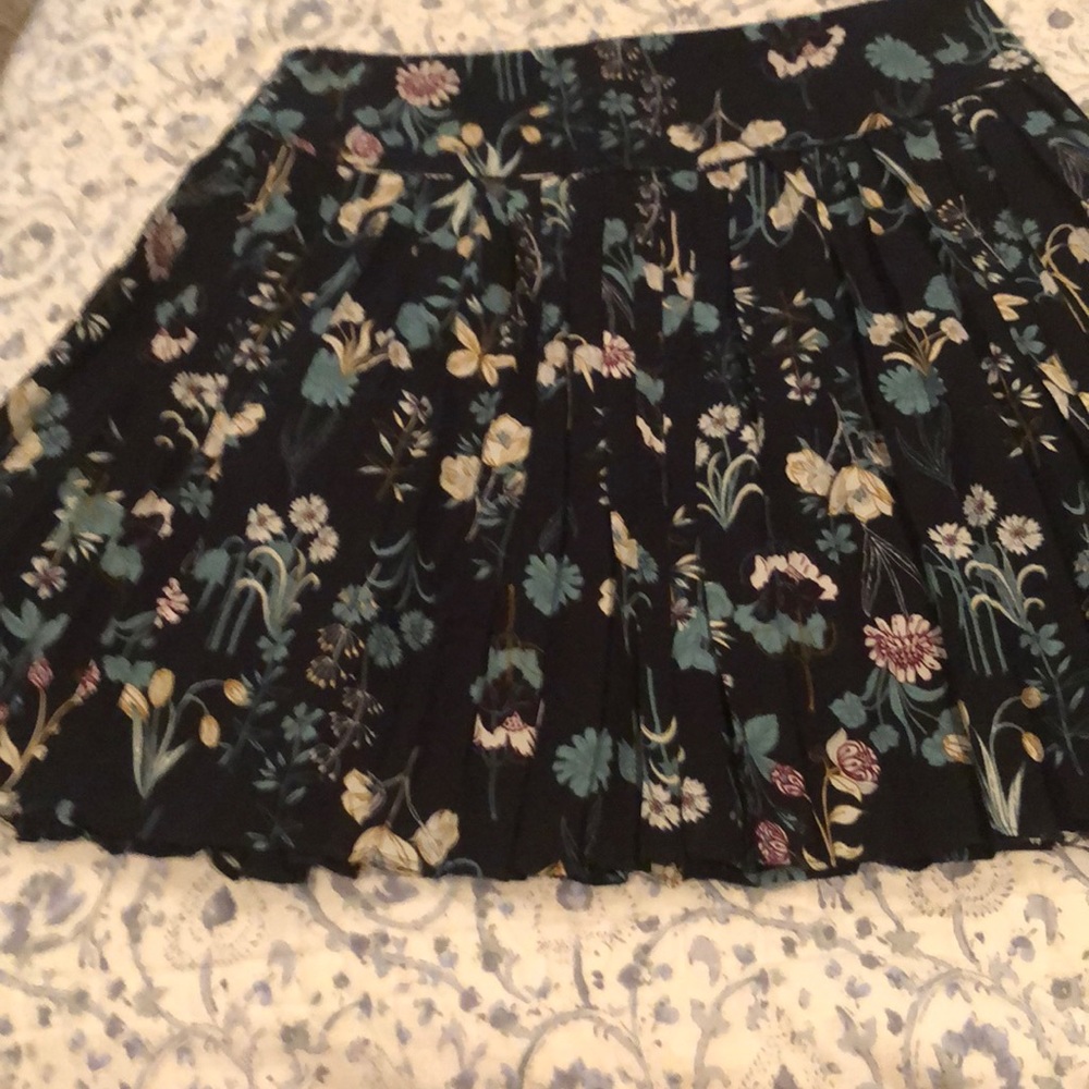 Loft floral  silk pleated wide band skirt 8